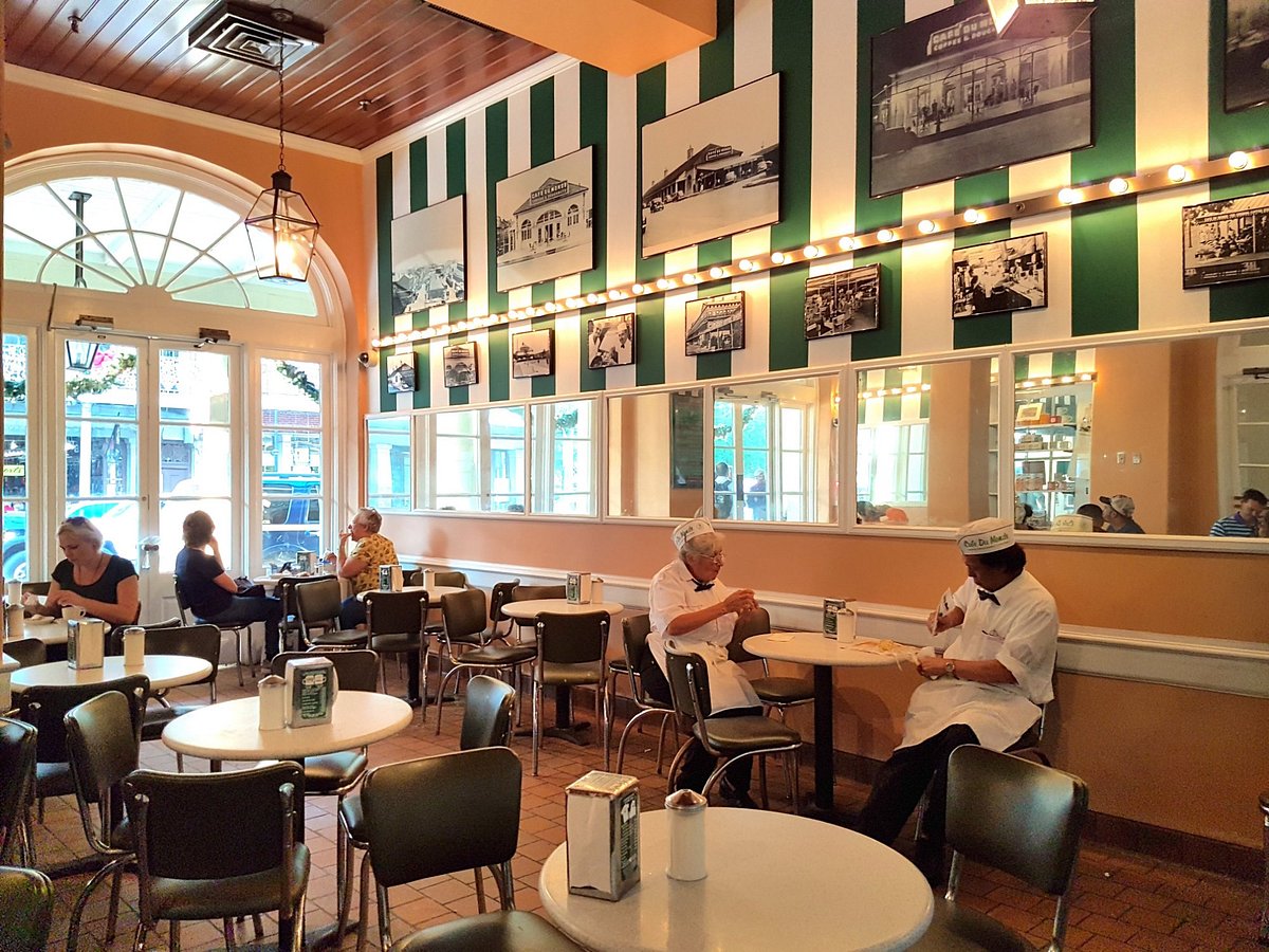 Cafe du Mont